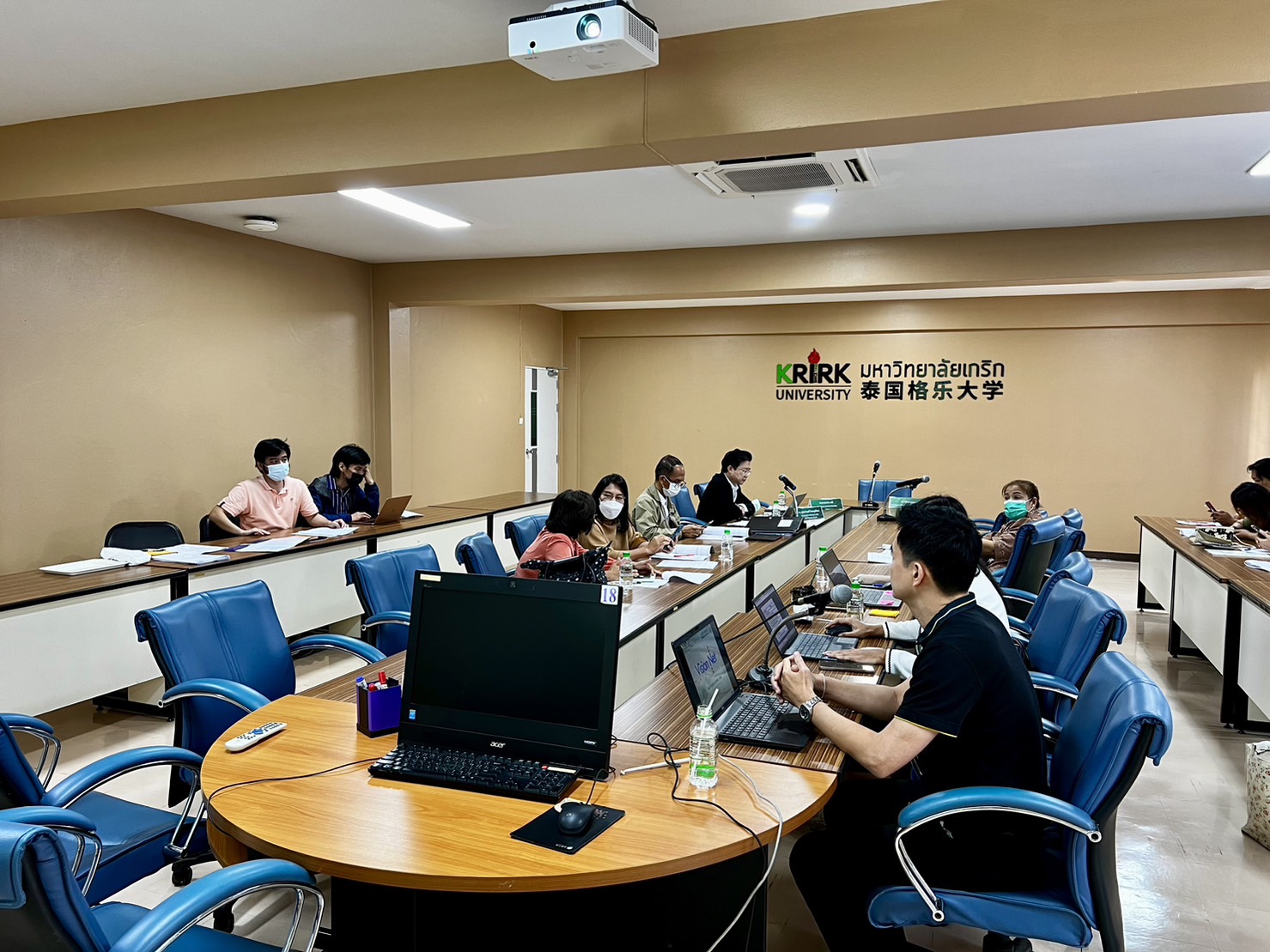 ประชุมเปิดโครงการระบบสารสนเทศเพื่อการบริหาร ณ มหาวิทยาลัยเกริก