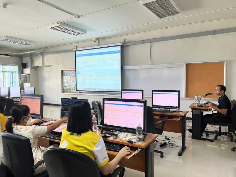 อบรมการใช้งานระบบสารสนเทศเพื่อการบริหาร (MIS) ให้แก่เจ้าหน้าที่ของมหาวิทยาลัยราชภัฏรำไพพรรณี