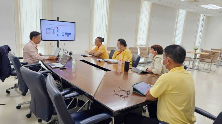 แนะนำและให้ข้อมูลเกี่ยวกับระบบบริการการศึกษารูปแบบ Web Application ณ มหาวิทยาลัยมหามกุฏราชวิทยาลัย