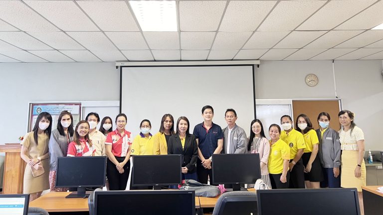 อบรมการใช้งานระบบสารสนเทศเพื่อการบริหาร (MIS) ณ มหาวิทยาลัยราชภัฏรำไพพรรณี