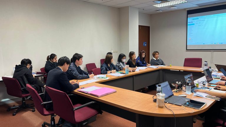 ประชุมดำเนินการเก็บรวบรวมข้อมูล โครงการพัฒนาระบบบริการการศึกษา ณ มหาวิทยาลัยรังสิต