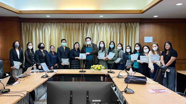 ประชุมเปิดโครงการ (Kick Off) ซื้อขายระบบเครื่องคอมพิวเตอร์แม่ข่ายและระบบสารสนเทศเพื่อสนับสนุนการเรียนการสอน จำนวน 1 ระบบ ณ สถาบันเทคโนโลยีปทุมวัน