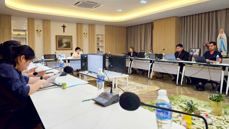 ประชุมสรุปผลการดำเนินโครงการบำรุงรักษาโปรแกรมระบบบริการการศึกษา วิทยาลัยเซนต์หลุยส์