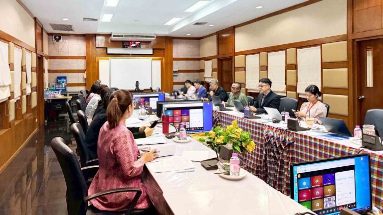 ตรวจรับงานงวดที่ 1 โครงการซื้อขายระบบสารสนเทศเพื่อการบริหาร มหาวิทยาลัยราชภัฏเลย