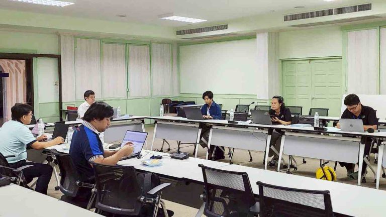 ร่วมประชุมสรุปผลการดำเนินงานตามรอบระยะเวลาบำรุงรักษาโปรแกรมระบบฐานข้อมูลเพื่อการจัดการ มหาวิทยาลัยอุบลราชธานี
