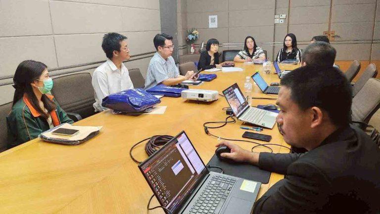 ร่วมประชุมรายงานผลการดำเนินงานตามรอบระยะเวลาบำรุงรักษาโปรแกรมระบบบริการการศึกษา มหาวิทยาลัยชินวัตร