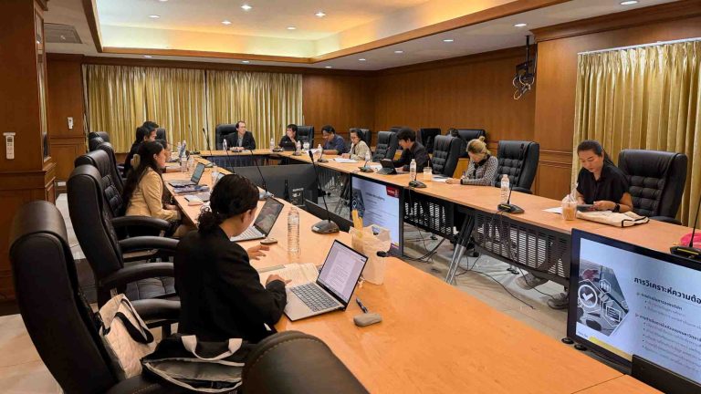เข้าร่วมประชุม Kick-Off เปิดโครงการซื้อขายระบบเครื่องคอมพิวเตอร์แม่ข่ายและระบบสารสนเทศเพื่อสนับสนุนการจัดการเรียนการสอน ณ สถาบันเทคโนโลยีปทุมวัน
